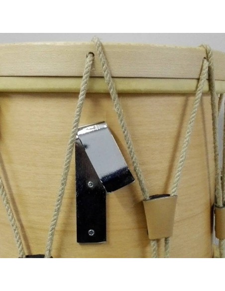 Enganche- placa para tamboril